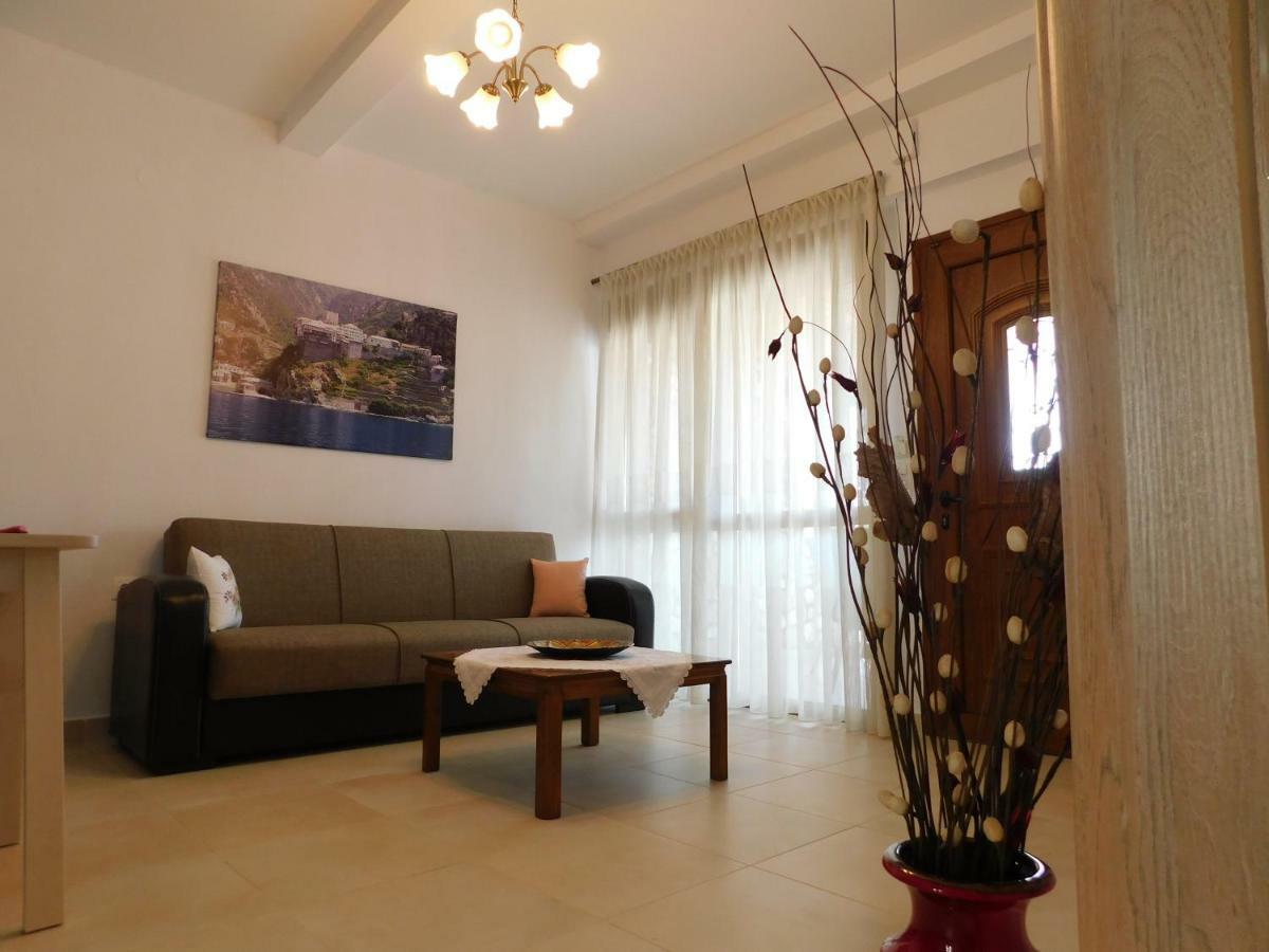 Patriko - House 1, Traditional Stone House Agios Nikolaos  Exterior foto